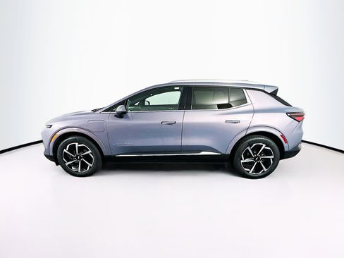 Used 2025 Chevrolet Equinox EV LT image 4