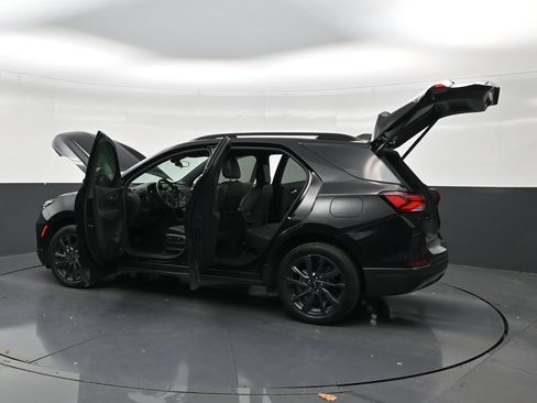 Used 2023 Chevrolet Equinox RS w/ RS Leather Package FWD image 23