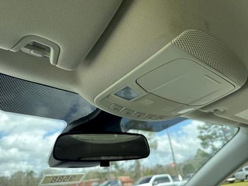 New 2024 Ford Edge SE image 21