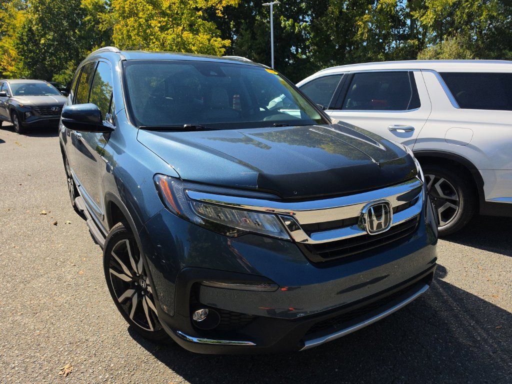 Used 2022 Honda Pilot Touring image 2