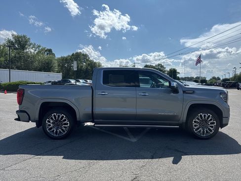 New 2025 GMC Sierra 1500 Denali Ultimate image 7