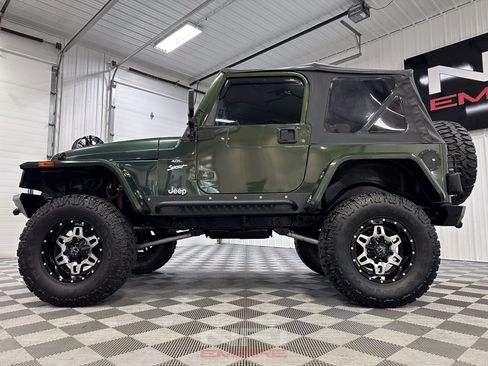 Used 1997 Jeep Wrangler Sport image 11