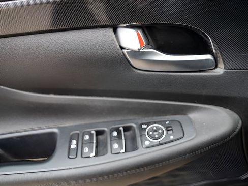 Used 2022 Hyundai Santa Fe SEL FWD image 18