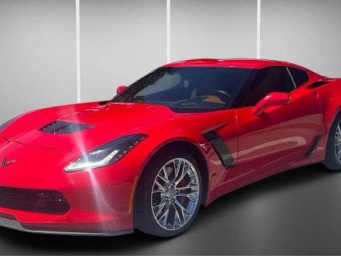Used 2016 Chevrolet Corvette Z06 w/ 3LZ Preferred Equipment Group RWD image 7