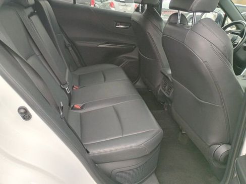 Used 2024 Toyota Venza Nightshade AWD/4WD image 18