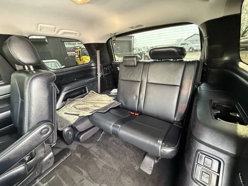 Used 2018 Toyota Sequoia TRD Sport AWD/4WD image 23