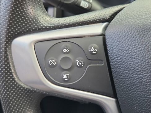 Used 2023 GMC Terrain SLE image 27