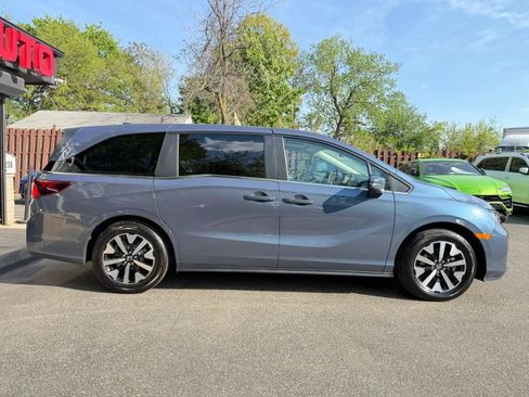 Used 2026 Honda Odyssey EX-L image 5