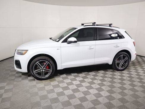 Used 2025 Audi Q5 e Premium Plus w/ Premium Plus Package image 8