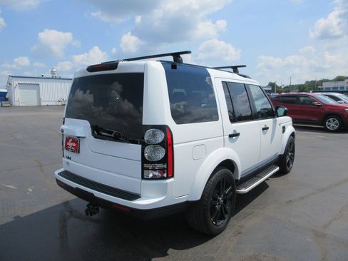 Used 2016 Land Rover LR4 HSE Silver Edition AWD/4WD image 4