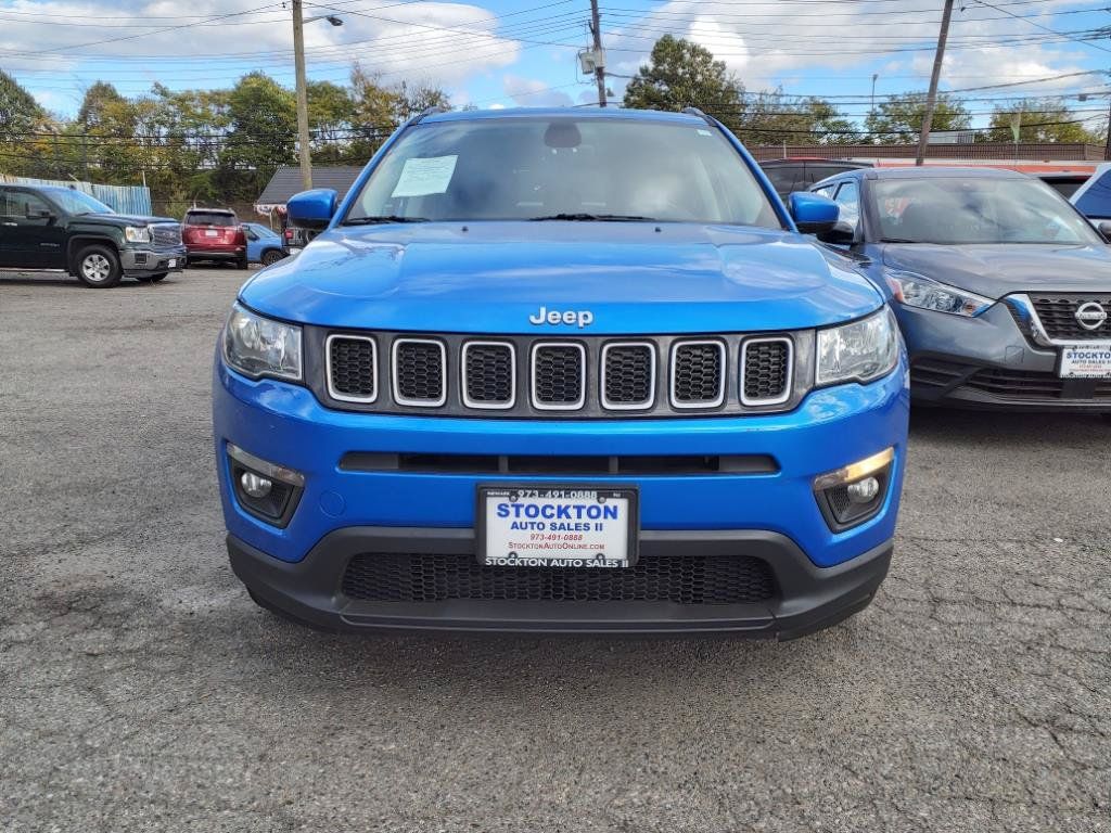 Used 2018 Jeep Compass Latitude w/ Popular Equipment Group AWD/4WD image 2