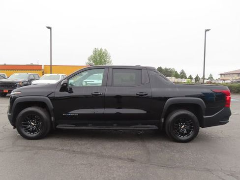 Used 2024 Chevrolet Silverado EV W/T AWD/4WD image 4