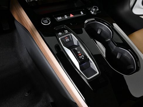 New 2025 Audi A5 2.0T Premium image 17