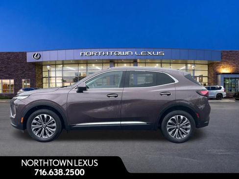 Used 2025 Buick Envision Preferred AWD/4WD image 3