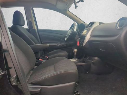 Used 2018 Nissan Versa SV w/ SV Special Edition Package image 19