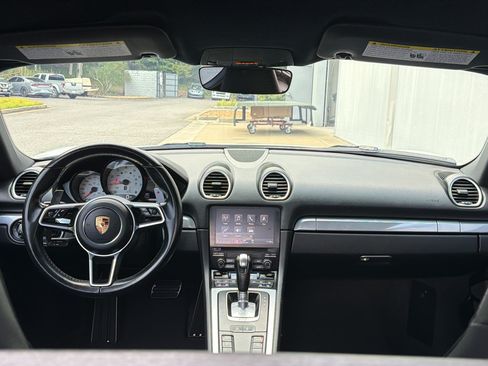 Used 2018 Porsche 718 Cayman S RWD image 14