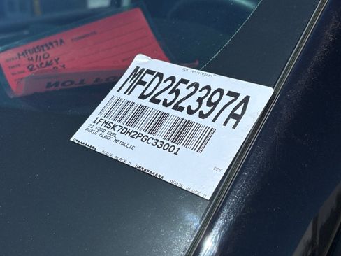 Certified 2023 Ford Explorer XLT w/ Equipment Group 202A image 23