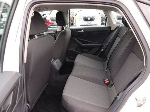 Used 2019 Volkswagen Jetta S w/ Driver Assistance Package FWD image 9