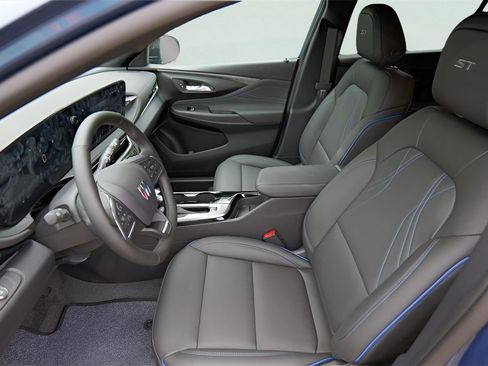 New 2026 Buick Envista Sport Touring image 9