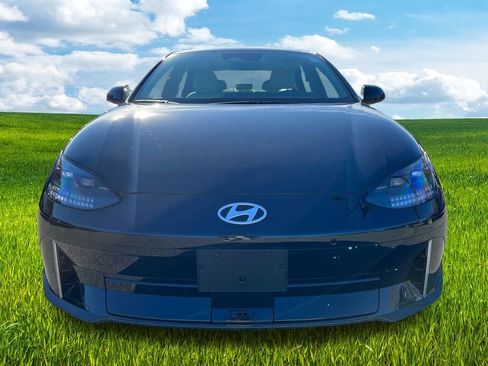 New 2025 Hyundai Ioniq 6 SEL image 8