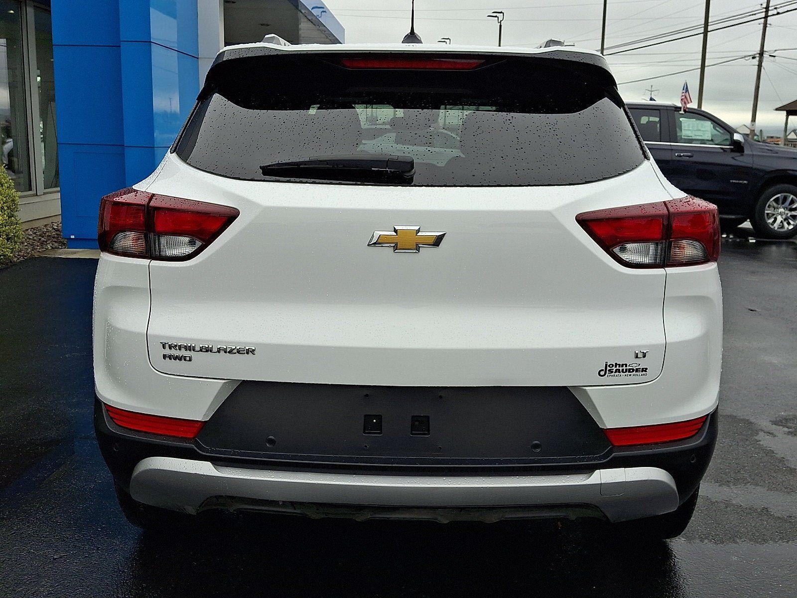Used 2023 Chevrolet TrailBlazer LT w/ Convenience Package AWD/4WD image 5