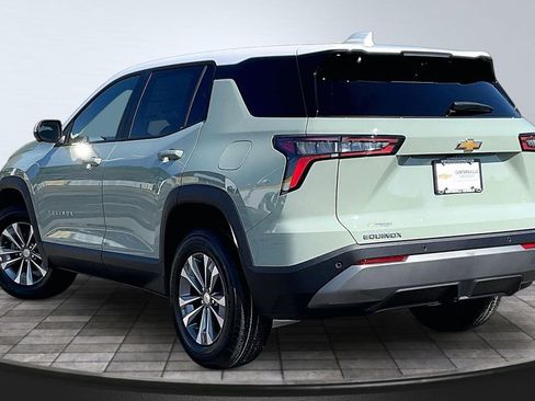 New 2026 Chevrolet Equinox LT w/ Convenience Package II image 3