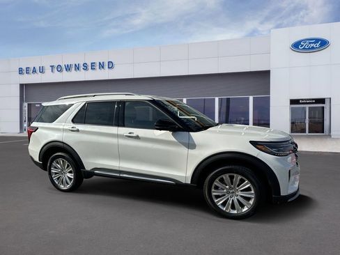 New 2025 Ford Explorer Platinum w/ LUX Leather Package image 3