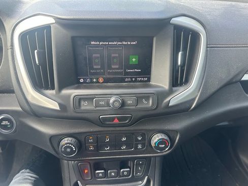 Used 2021 GMC Terrain SLE w/ LPO, Floor Liner Package AWD/4WD image 5