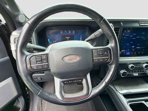 Used 2025 Ford F450 Platinum w/ FX4 Off-Road Package AWD/4WD image 11