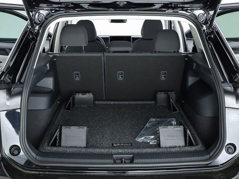 New 2026 Volkswagen Tiguan S FWD image 29
