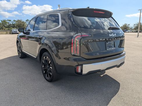 Used 2023 Kia Telluride SX image 7