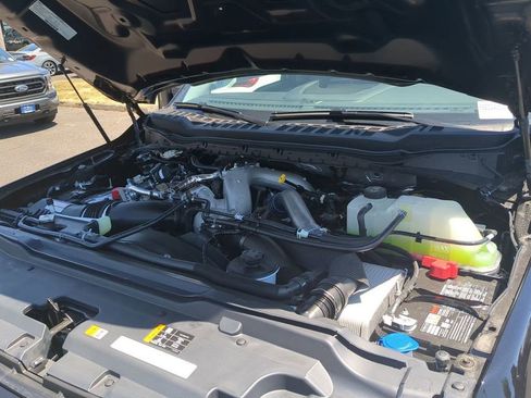 New 2025 Ford F350 XLT w/ Black Appearance Package image 31