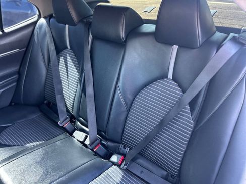 Used 2021 Toyota Camry SE FWD image 17