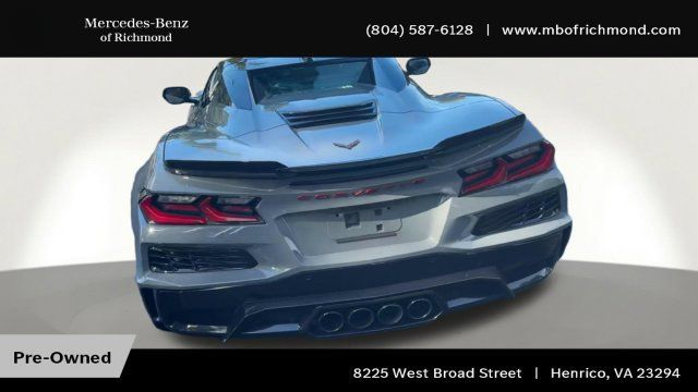 Used 2025 Chevrolet Corvette Z06 RWD image 9