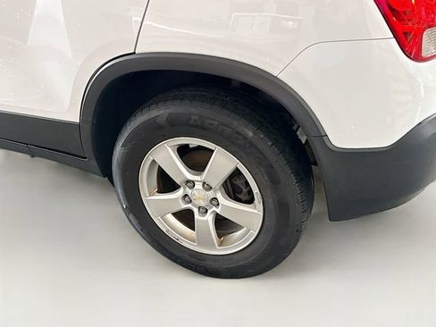 Used 2016 Chevrolet Trax LS AWD/4WD image 29