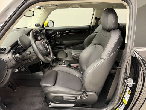 Certified 2024 MINI Cooper SE FWD image 5