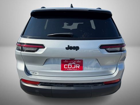 New 2025 Jeep Grand Cherokee L Altitude image 7