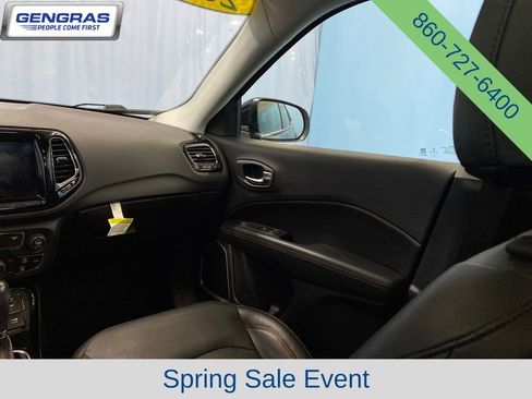 Certified 2018 Jeep Compass Limited w/ Navigation Group AWD/4WD image 32