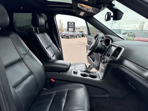 Used 2018 Jeep Grand Cherokee Limited w/ Trailer Tow Group IV image 27