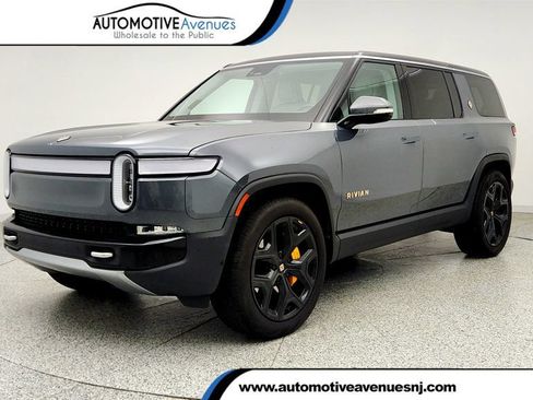 Used 2024 Rivian R1S Adventure AWD/4WD image 1
