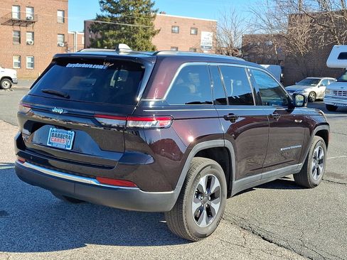 Used 2022 Jeep Grand Cherokee Limited 4xe image 6