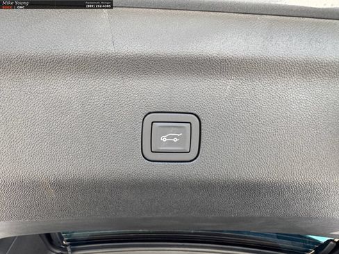 New 2026 GMC Yukon XL Elevation w/ Elevation Premium Package AWD/4WD image 6
