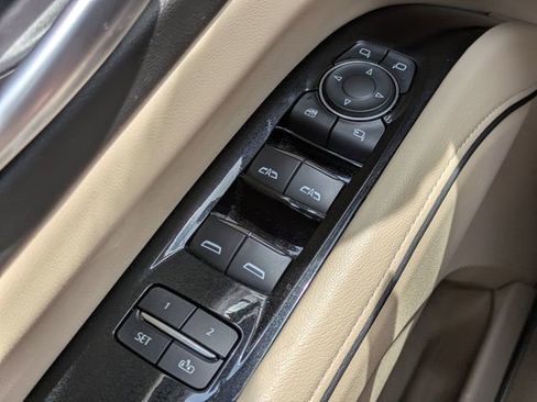 Used 2023 Cadillac Escalade Premium Luxury w/ Performance Package AWD/4WD image 26