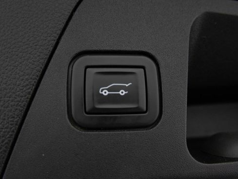 Used 2020 Buick Envision Essence AWD/4WD image 37