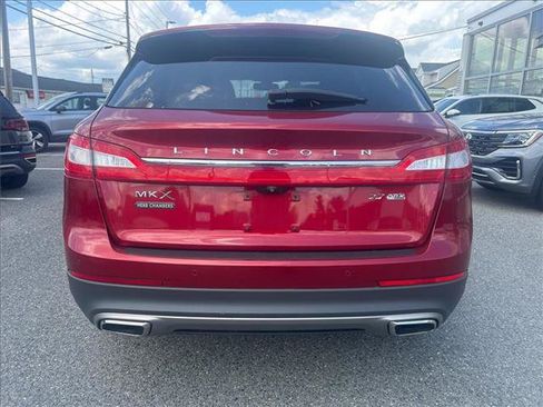 Used 2016 Lincoln MKX Reserve w/ Climate Package AWD/4WD image 6