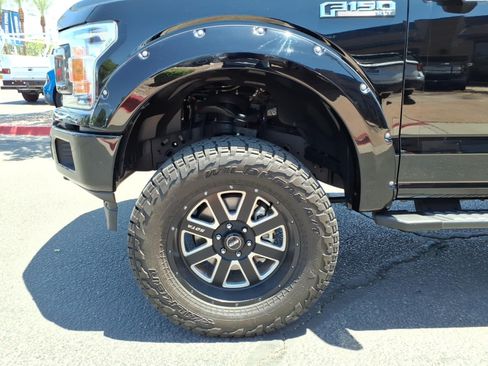 Used 2018 Ford F150 XLT w/ Equipment Group 302A Luxury AWD/4WD image 9