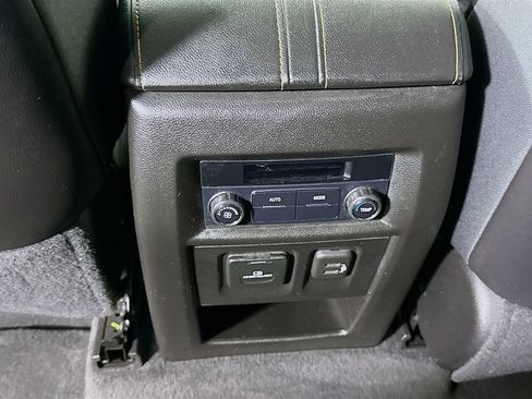 Used 2019 Chevrolet Traverse RS w/ LPO, Floor Liner Package AWD/4WD image 29