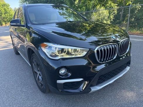 Used 2017 BMW X1 xDrive28i AWD/4WD image 3