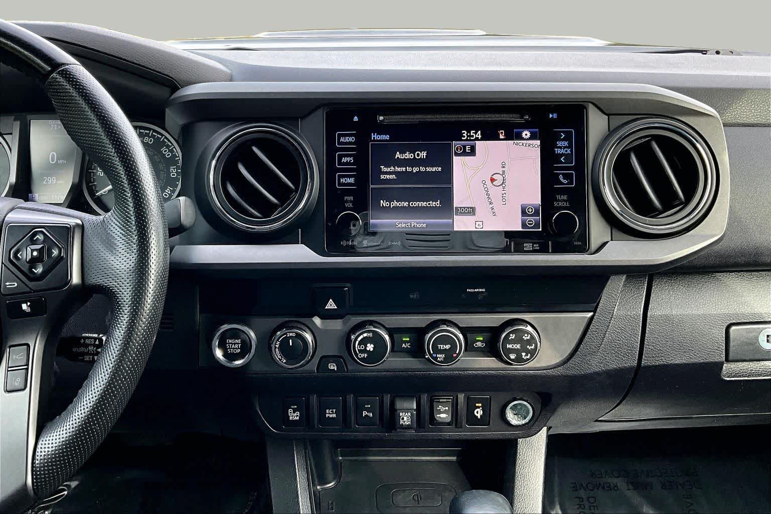 Used 2019 Toyota Tacoma TRD Sport w/ Technology Package AWD/4WD image 7