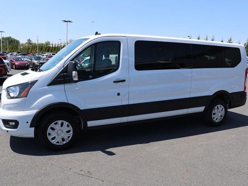 Used 2024 Ford Transit 350 XLT RWD image 5
